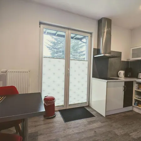 Eg Apartment *